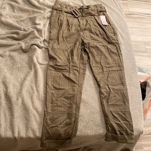 NWT pleated pants